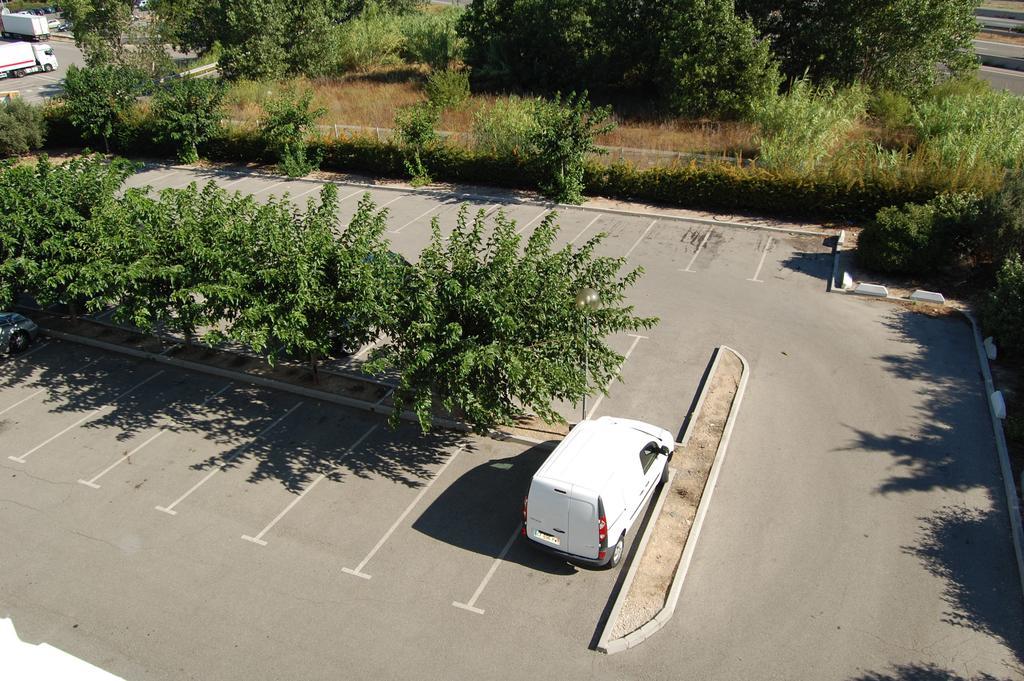 ויטרולה Ibis Budget Marseille Vitrolles מראה חיצוני תמונה