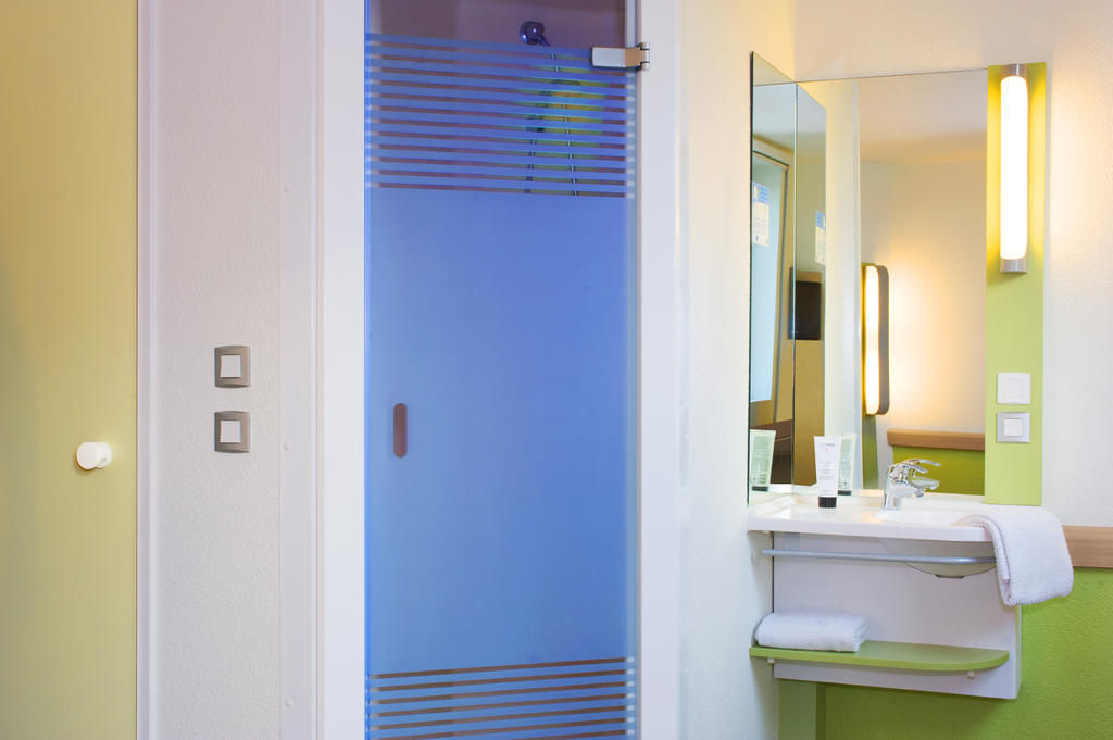 ויטרולה Ibis Budget Marseille Vitrolles חדר תמונה